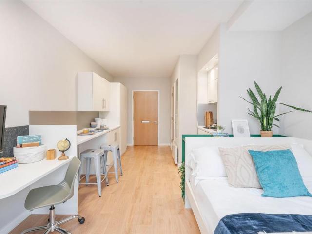 Apartment for rent in East Twerton, Dulcote