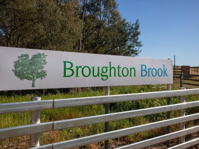 Cottage for sale in Oura, Wagga Wagga City Council