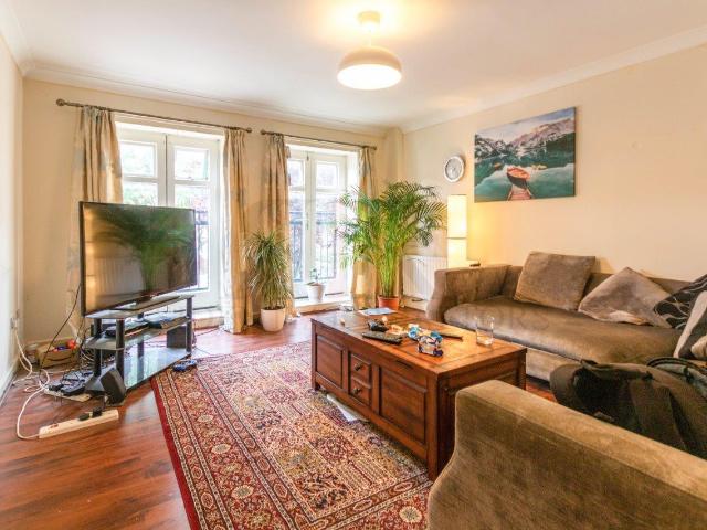 Apartment for rent in Brixton, Greater London