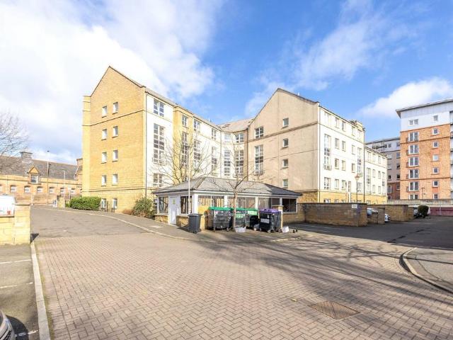 House for rent in Powderhall, Broughton