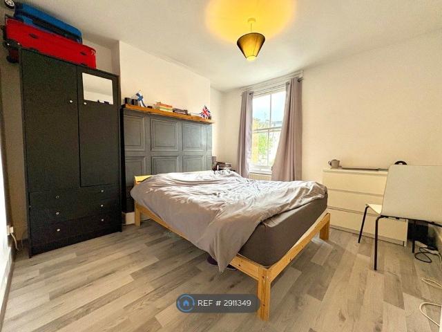 House for rent in Fulham, Sands End