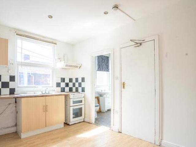 House for sale in Harehills, West Yorkshire