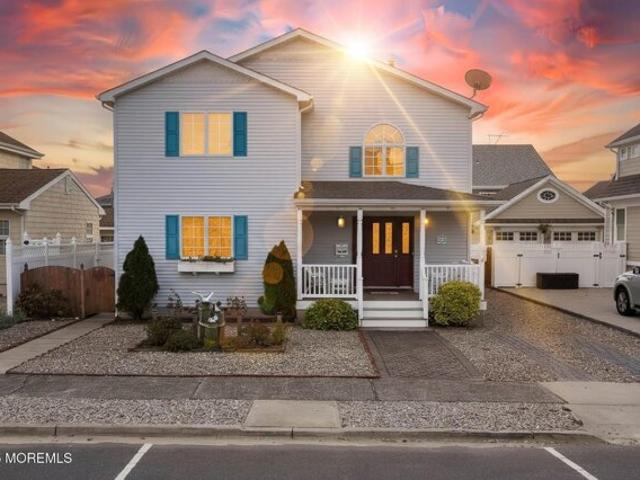 House for sale in Lavallette, New Jersey