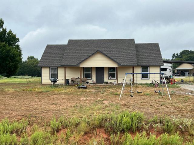 House for sale in Poolville, Parker County