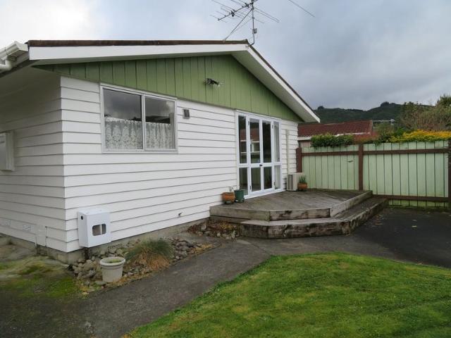 Apartment for rent in Pauatahanui, Wellington