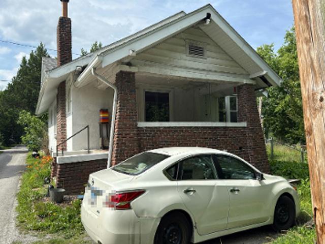 House for sale in Murphysboro, Illinois