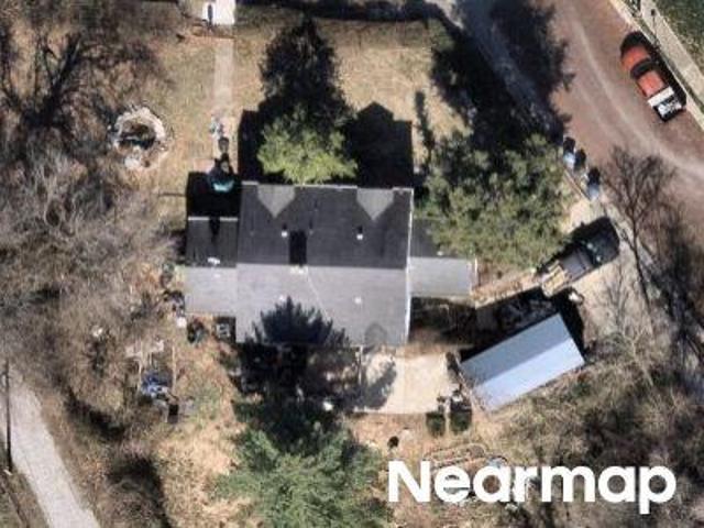 House for sale in Alton, Illinois