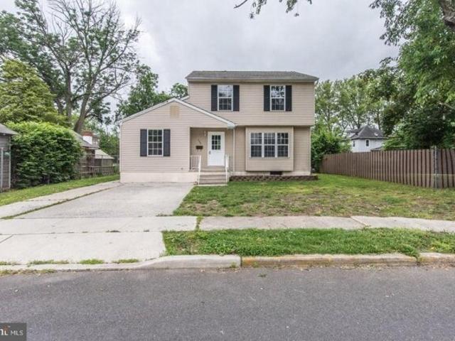 House for sale in Burlington, Burlington County