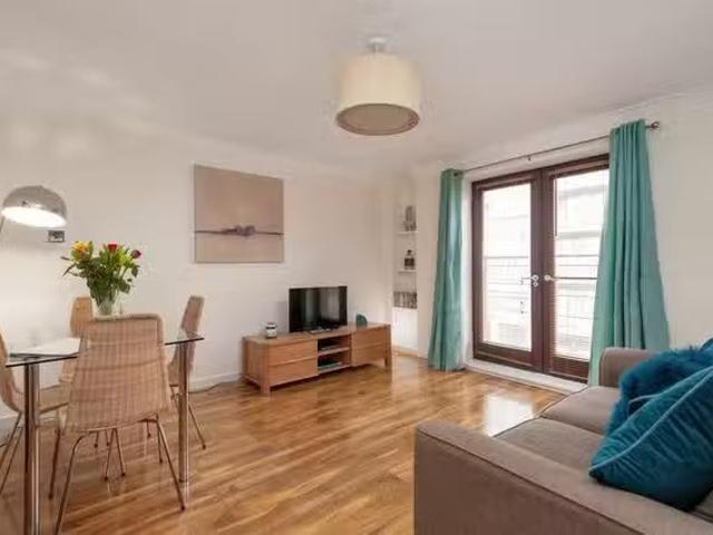 Apartment for rent in Blythswood Holm, Scotland