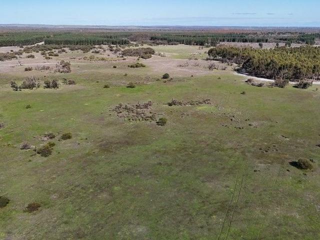 Cottage for sale in Mimegarra, Western Australia