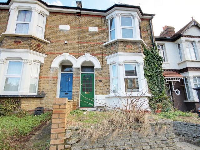 Studio for rent in Greater London