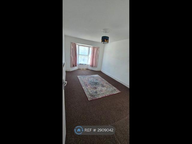 Apartment for rent in Little Ilford, Greater London