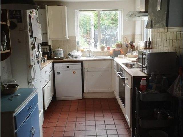 House for rent in Harlesden, Greater London