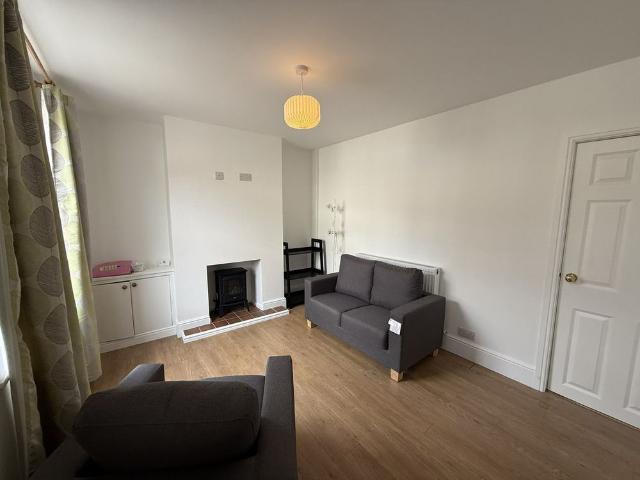 Room for rent in The Groves, High Field