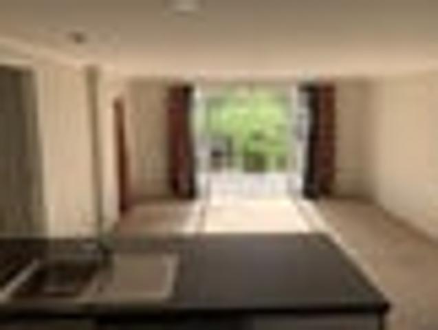Apartment for rent in Whangaparaoa, Oroua County