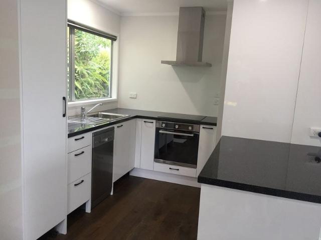 Apartment for rent in Wairau Valley
