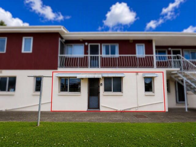 Apartment for rent in Whangaparaoa, Oroua County