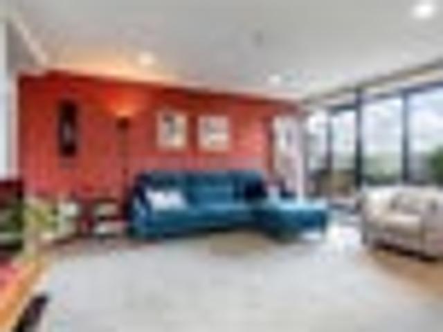 Apartment for rent in Whangaparaoa, Oroua County