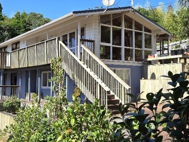 House for rent in Whangaparaoa