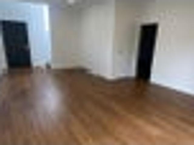 Townhouse for rent in Waiake, Hibiscus and Bays