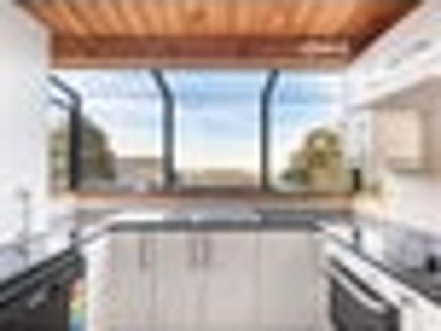House for rent in Oteha, Upper Harbour