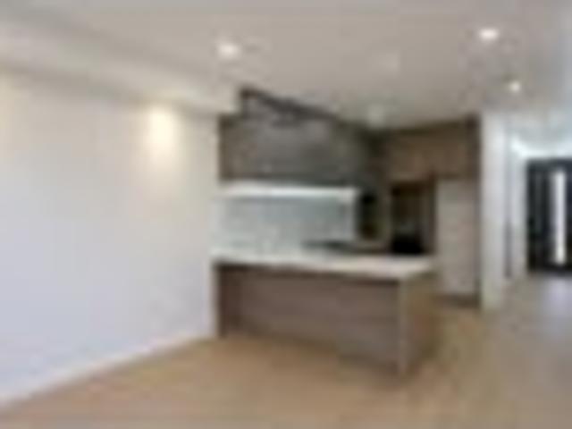 Townhouse for rent in Whangaparaoa, Oroua County
