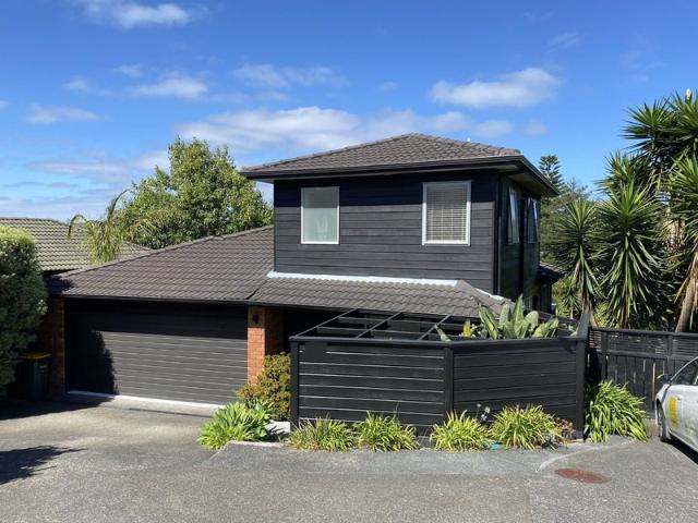 Apartment for rent in Waiake, Hibiscus and Bays