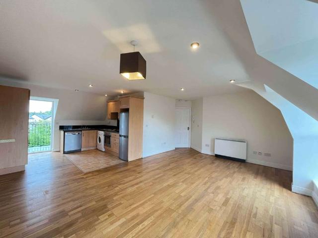 Apartment to rent in Bluebell, North Tipperary
