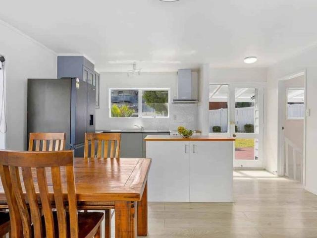 House for rent in Whangaparaoa, Oroua County