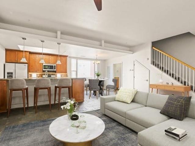 Townhouse for rent in Denver
