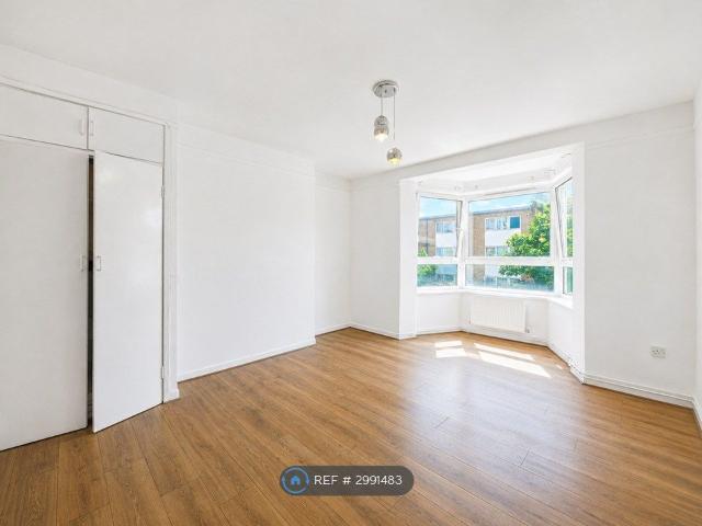 House for rent in Bromley-by-Bow, Poplar Grove