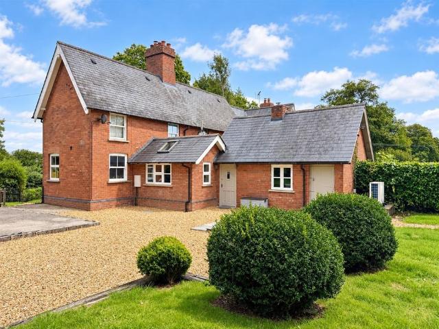 House for rent in Pembridge