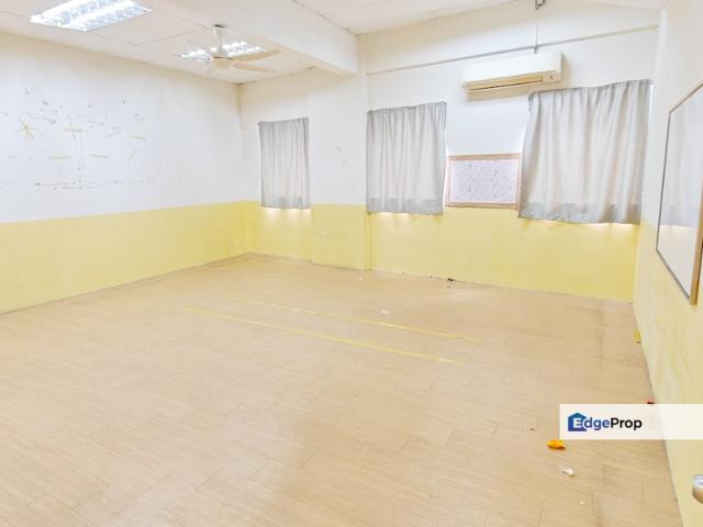 Shop for rent in Petaling, Alam Impian
