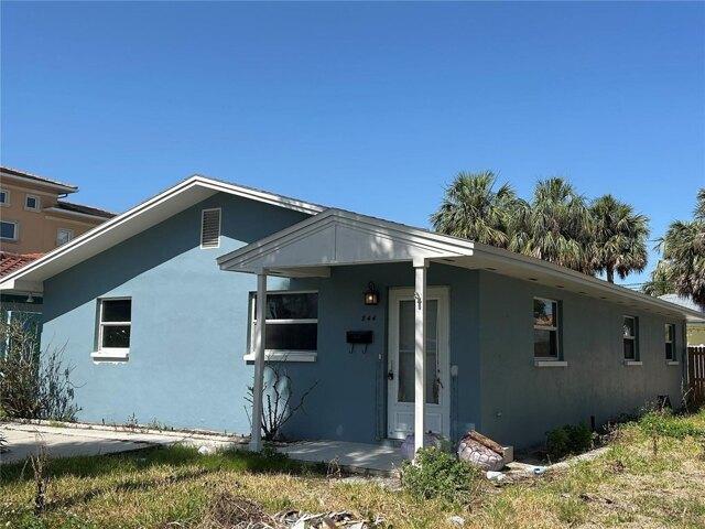 House for sale in Clearwater Beach