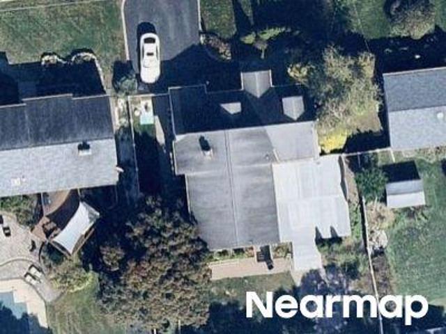 House for sale in Smithtown, New York