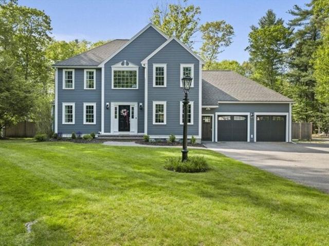 House for sale in Holbrook, Massachusetts