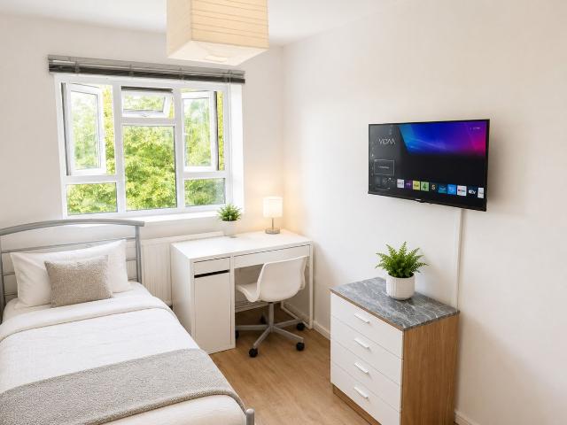 Room for rent in Bromley-by-Bow, Greater London