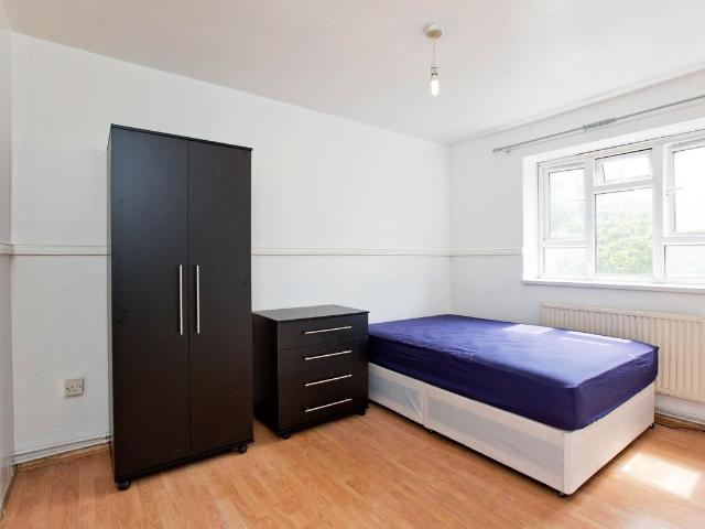 Room for rent in Bromley-by-Bow, Greater London
