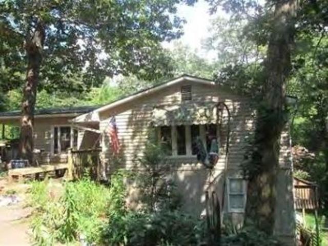 House for sale in Brasstown, North Carolina