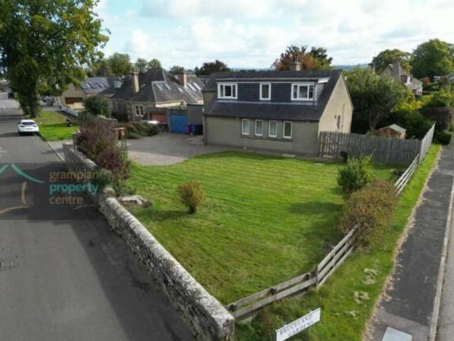 House for sale in Elgin, Scotland