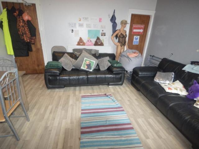 House for rent in Hyde Park, West Yorkshire