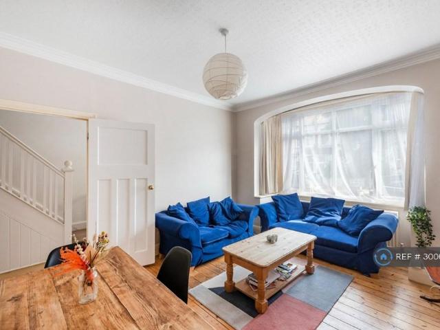 House for rent in Furzedown, Greater London