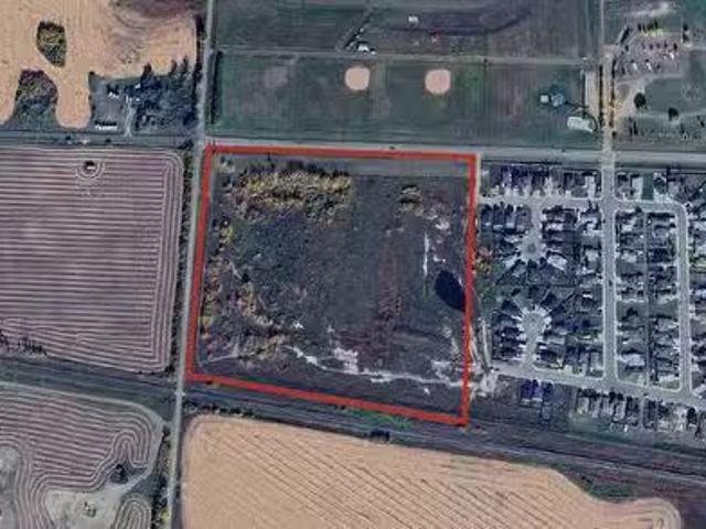 House for sale in Bruderheim, Town of Bruderheim