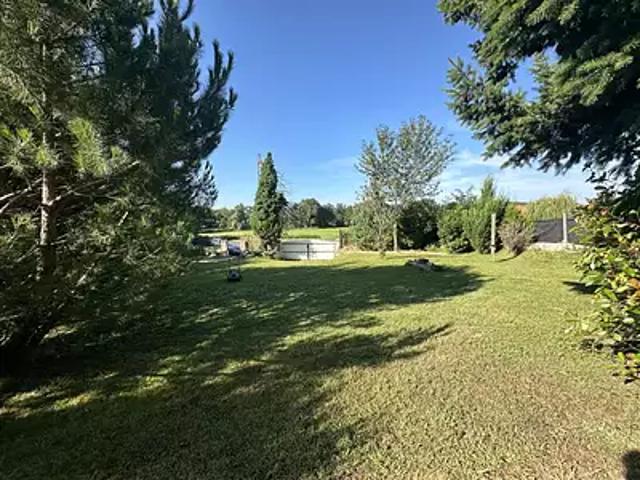 Terrain vente à Saint-Amand-Montrond, Bruère-allichamps