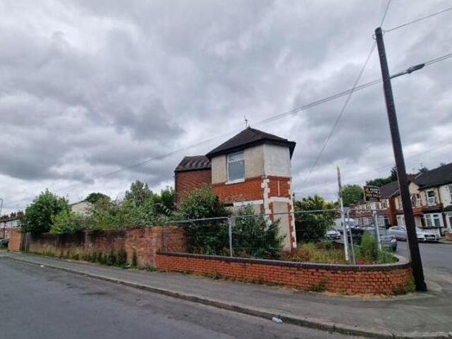 House for sale in Goldthorn Hill, Penn