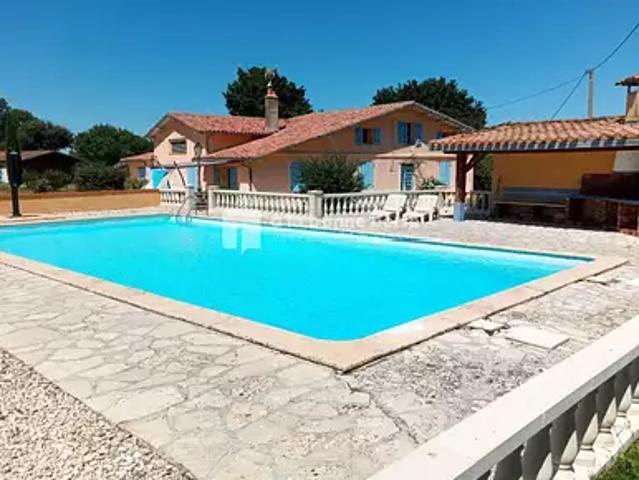 Maison vente à Condom, Brugnens