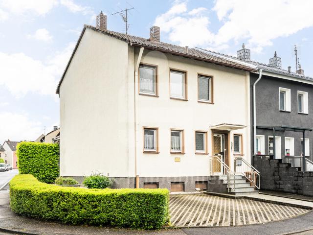 Villa kaufen in Brühl, Freiburg