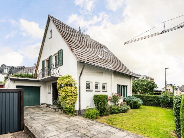 Villa kaufen in Brühl, Nordrhein-Westfalen