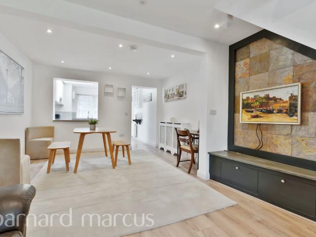 Apartment for rent in London Borough of Hounslow, Greater London