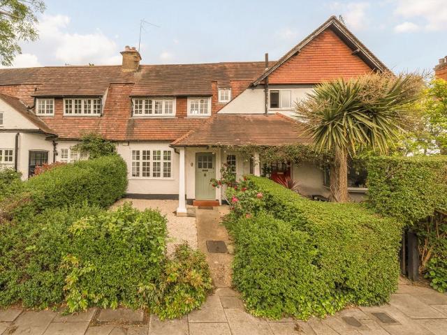 House for rent in London Borough of Ealing, Perivale